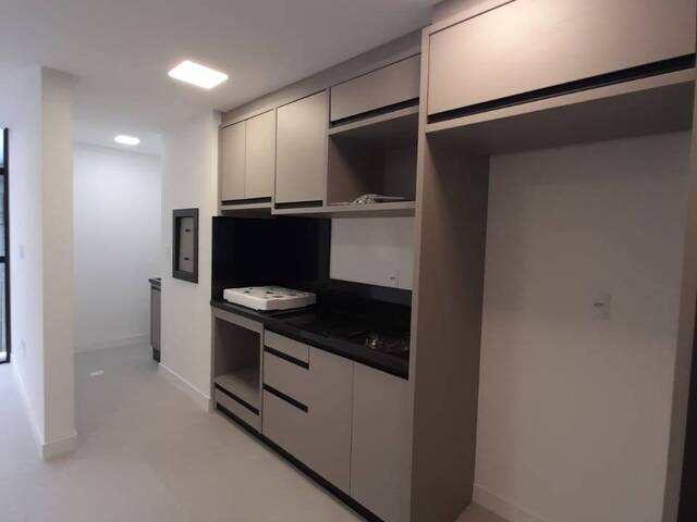 Apartamento para Venda em Camboriú - 3