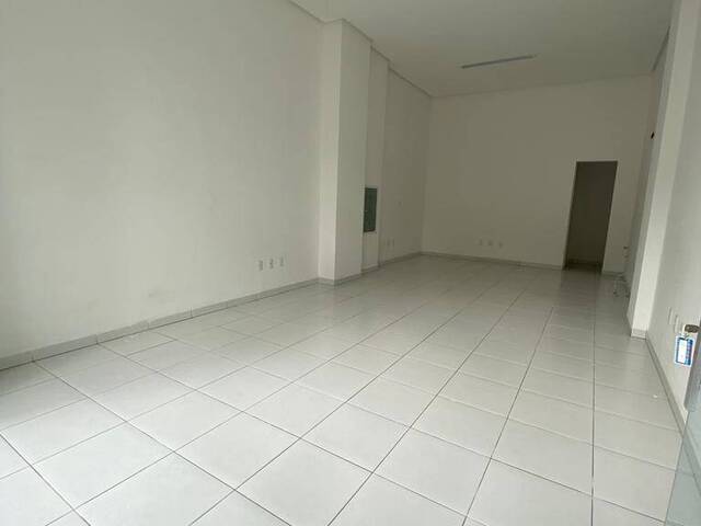 Sala para Locação em Balneário Camboriú - 4