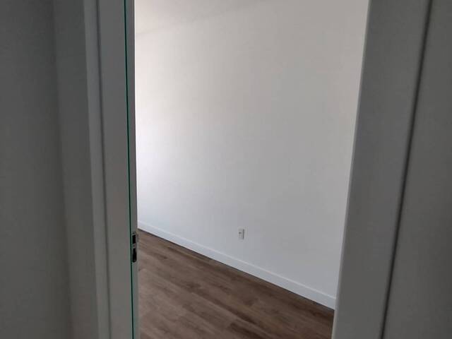 Apartamento para Venda em Camboriú - 4