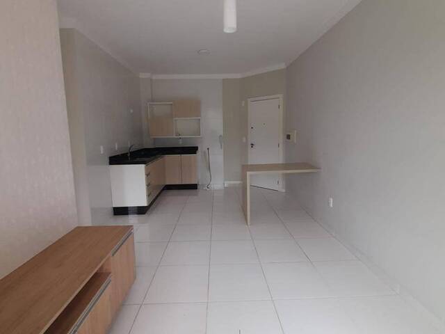 Apartamento para Venda em Camboriú - 2