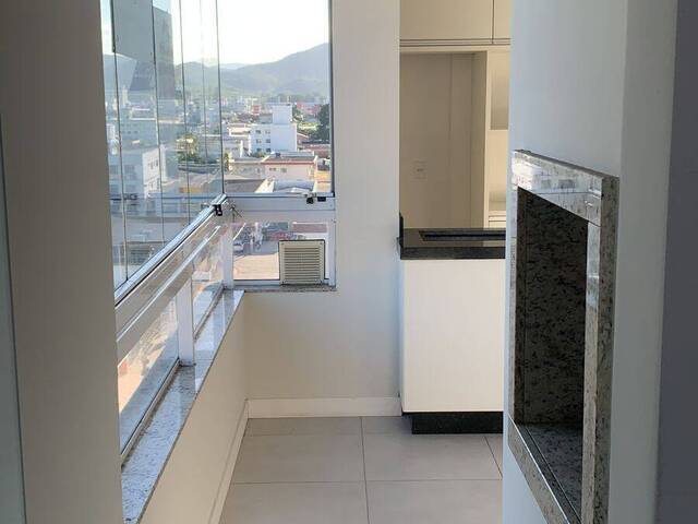 Apartamento para Venda em Camboriú - 2