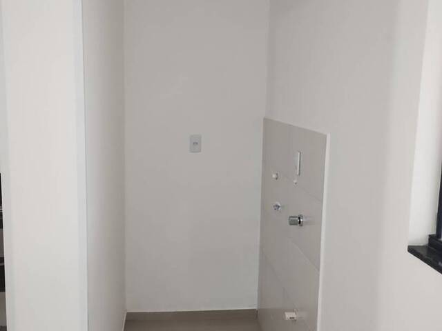 Apartamento para Venda em Camboriú - 4