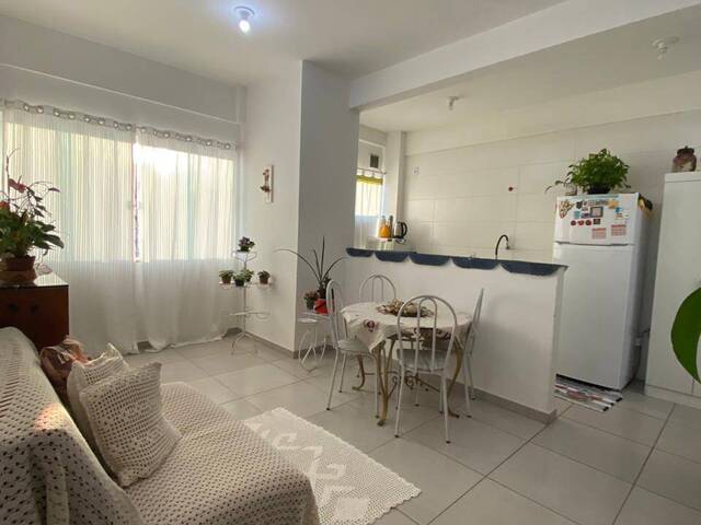 Apartamento para Venda em Camboriú - 1