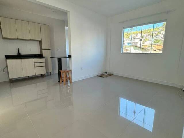 Apartamento para Locação em Camboriú - 2