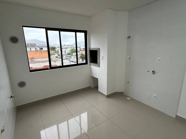 Apartamento para Locação em Camboriú - 4