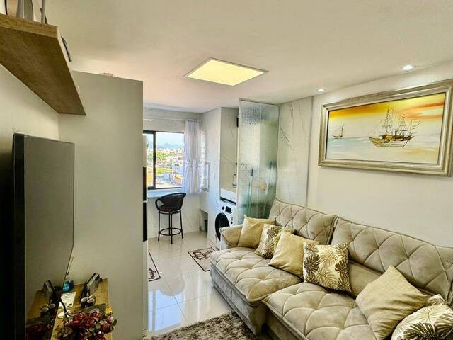 #1542 - Apartamento para Venda em Camboriú - SC - 2