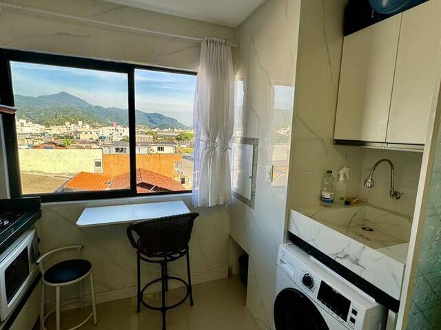 Apartamento para Venda em Camboriú - 4